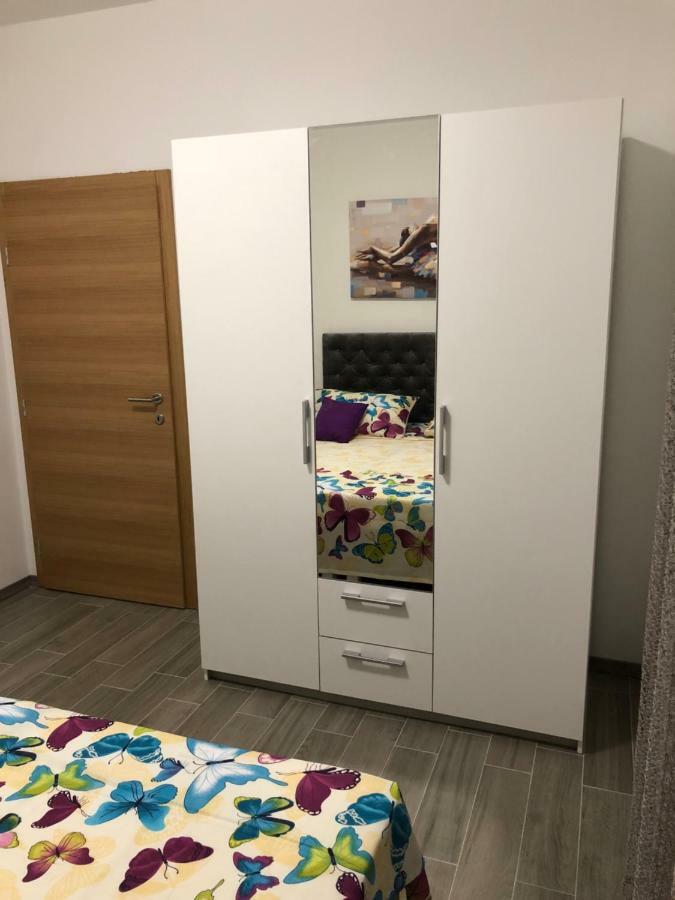 Apartments J&K Poljica  エクステリア 写真