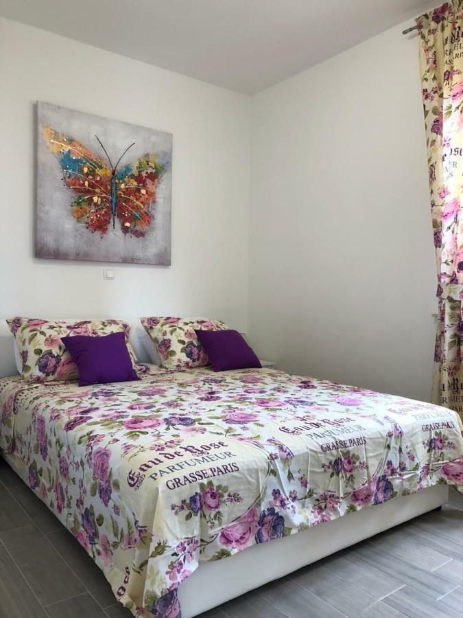 Apartments J&K Poljica  エクステリア 写真