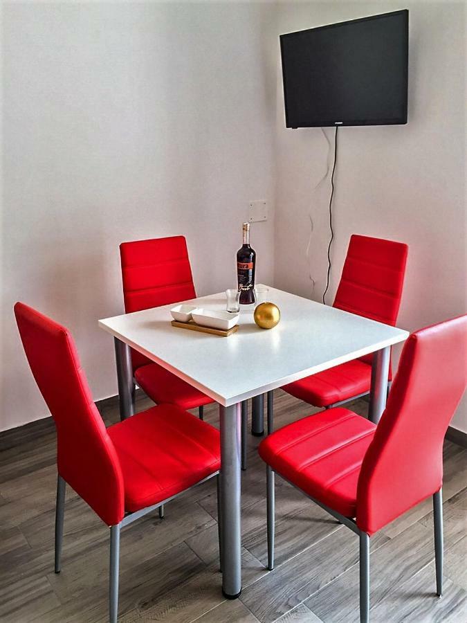 Apartments J&K Poljica  エクステリア 写真